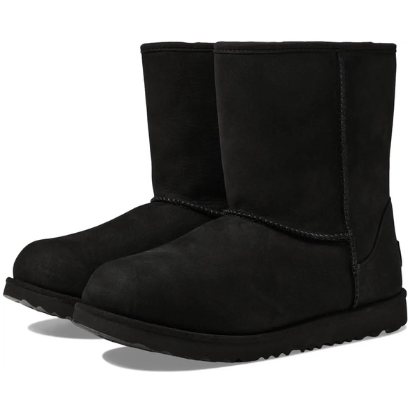 UGG Other - NWT NIB UGG Unisex Child Classic Short II Waterproof kids size 3 (black)